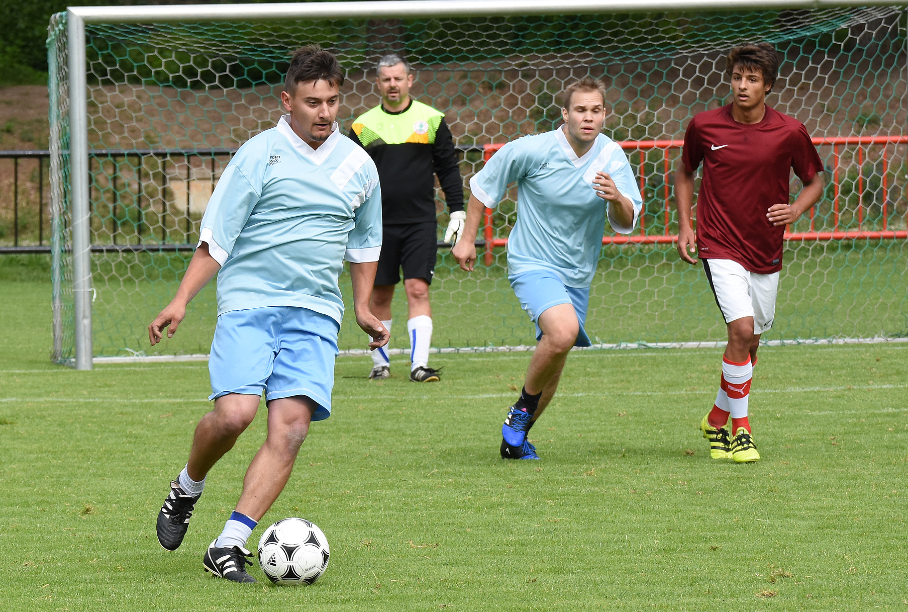 Z utkání skupiny B mezi Lazio a Mladými Puškami